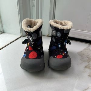 Bogs fleece lined winter boots with space print